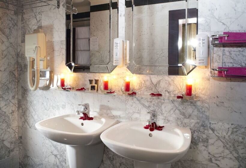 غرفة قياسية, Excelsior