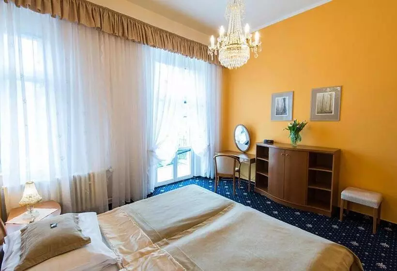 سوییت, Monti Spa