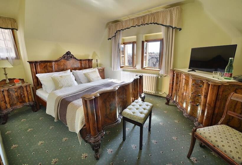 اتاق استاندارد, U 3 Pstrosu