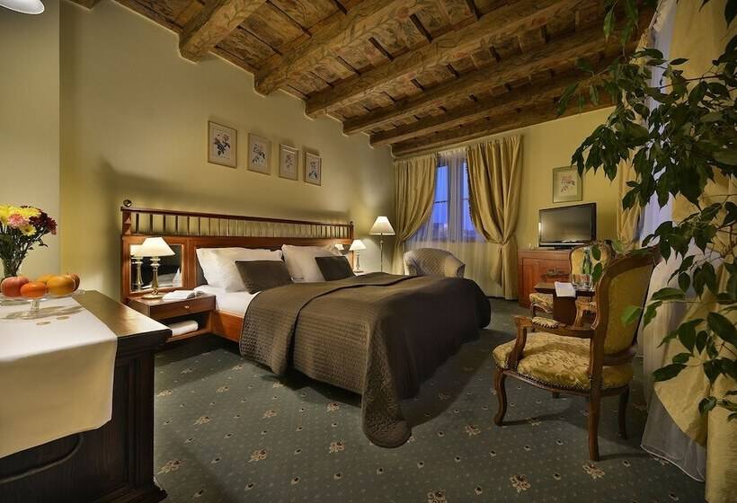 اتاق استاندارد, U 3 Pstrosu