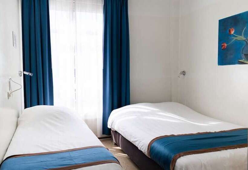 اتاق استاندارد سه نفره, Doria