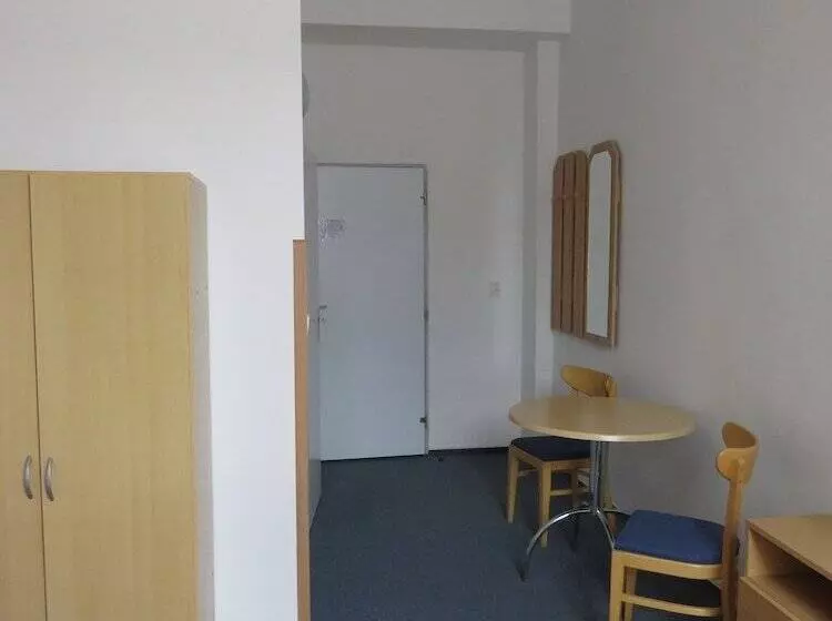 Standard Room, Hasa