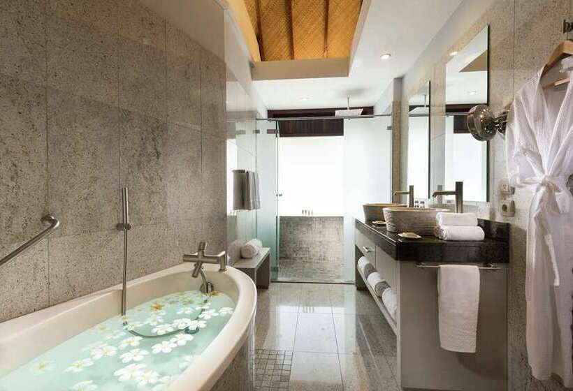 سوییت جونیور, Hilton Beijing