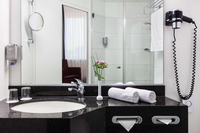 Номер бизнес-класса, Intercityhotel Freiburg