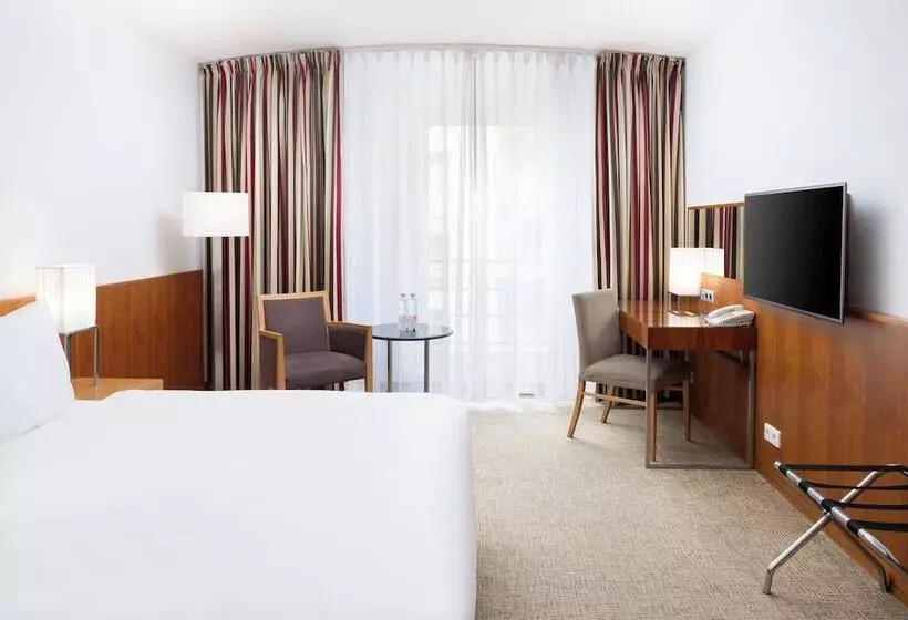 Standardzimmer, K+k Hotel Opera