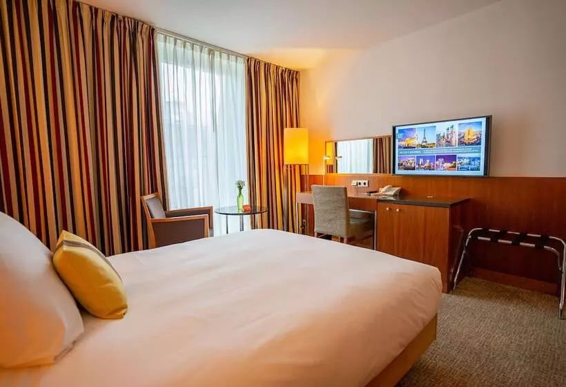 Standardzimmer, K+k Hotel Opera