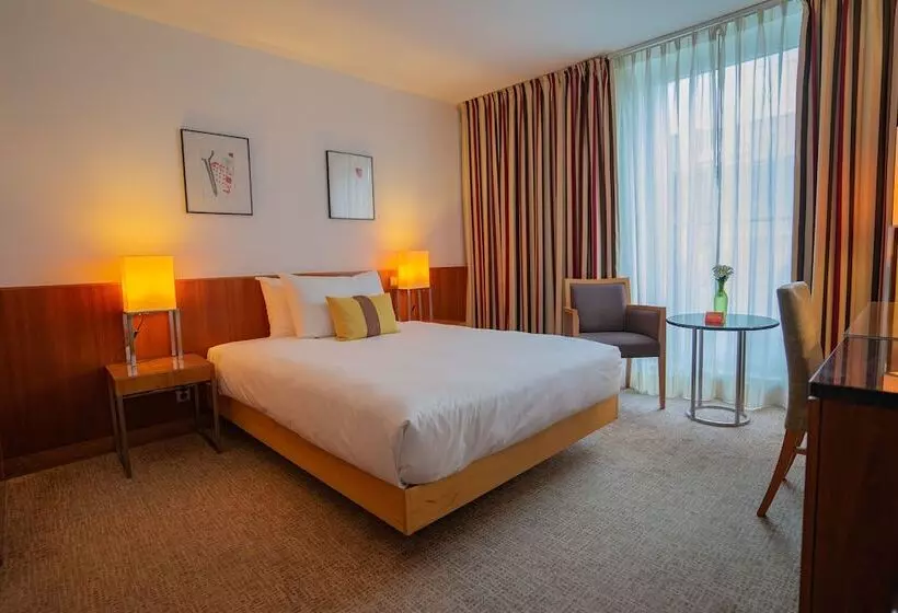 Standardzimmer, K+k Hotel Opera
