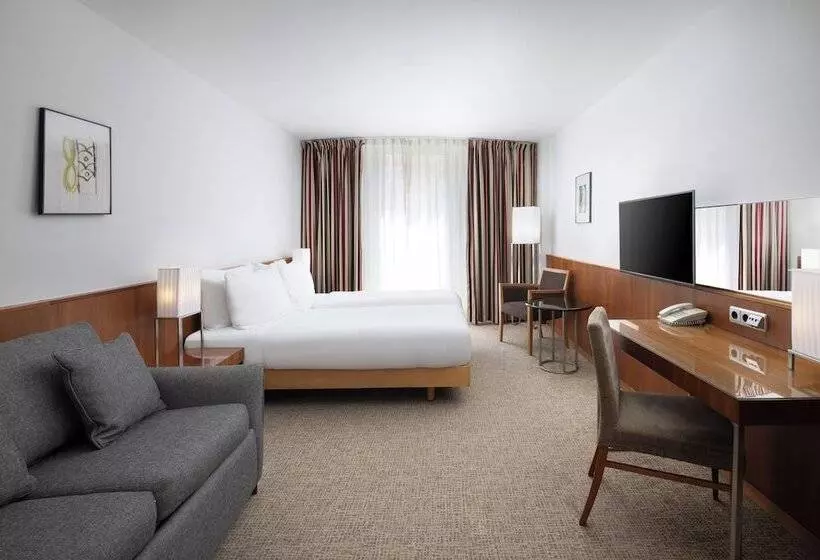 Standardzimmer, K+k Hotel Opera