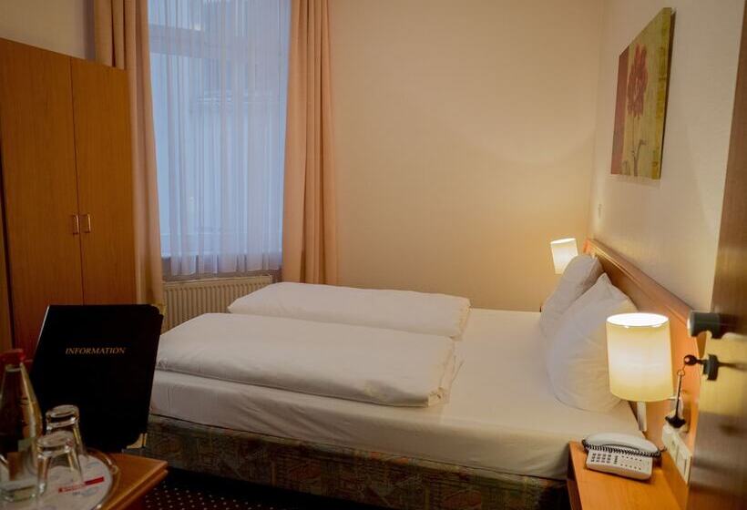 标准间, Lumen Am Hauptbahnhof