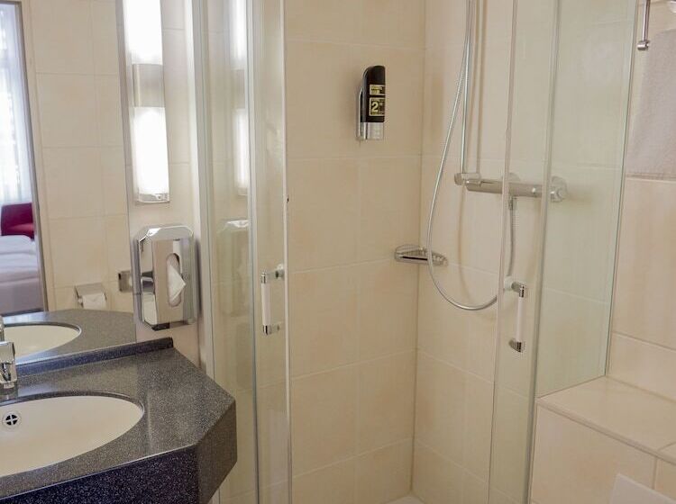 标准间, Lumen Am Hauptbahnhof