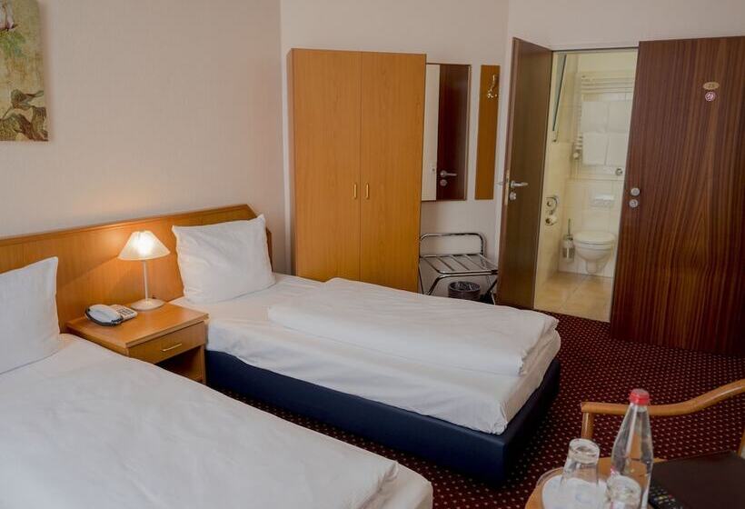 四人标准间, Lumen Am Hauptbahnhof