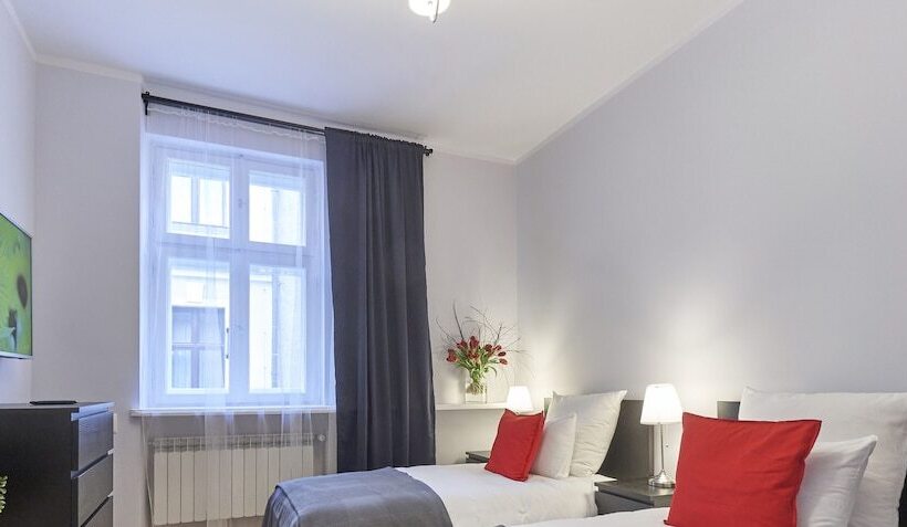 １ベッドルームのスーペリアアパートメント, Pollera