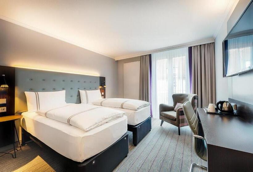 Quarto Estandar, Premier Inn Stuttgart Bad Cannstatt