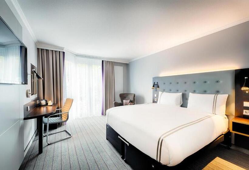 Quarto Estandar para Deficientes Físicos, Premier Inn Stuttgart Bad Cannstatt