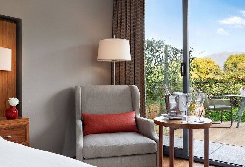 اتاق لوکس با تراس, Sheraton Lake Como