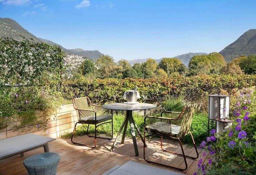 Chambre Deluxe avec Terrasse, Sheraton Lake Como