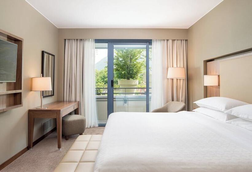 Suite Vue Piscine, Sheraton Lake Como