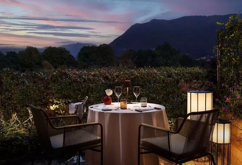 سوییت با چشم‌انداز استخر, Sheraton Lake Como