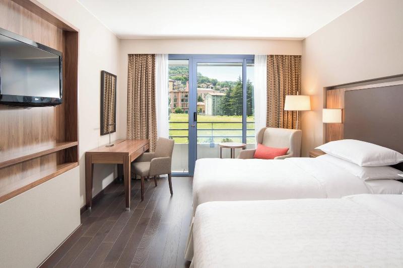 Chambre Deluxe, Sheraton Lake Como