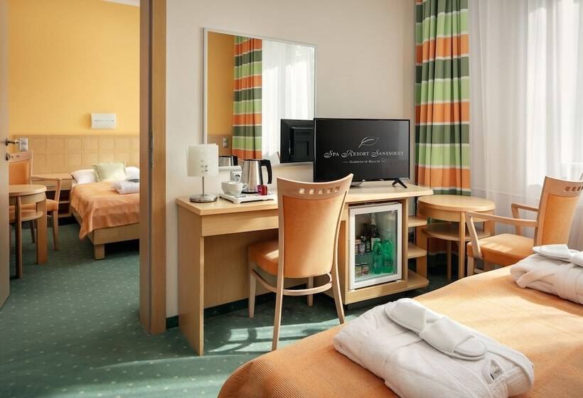 غرفة قياسية رباعية, Spa Resort Sanssouci