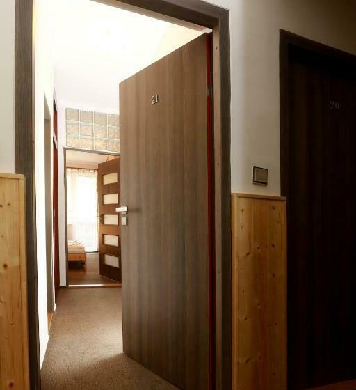 Номер Deluxe, Zimní Stadion Náchod