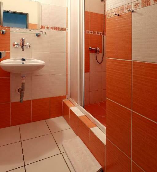 Номер Deluxe, Zimní Stadion Náchod