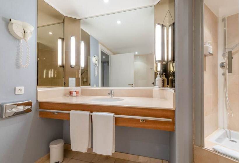 ダブルベッドスタンダードルーム, Holiday Inn Nice   Port St Laurent, An Ihg