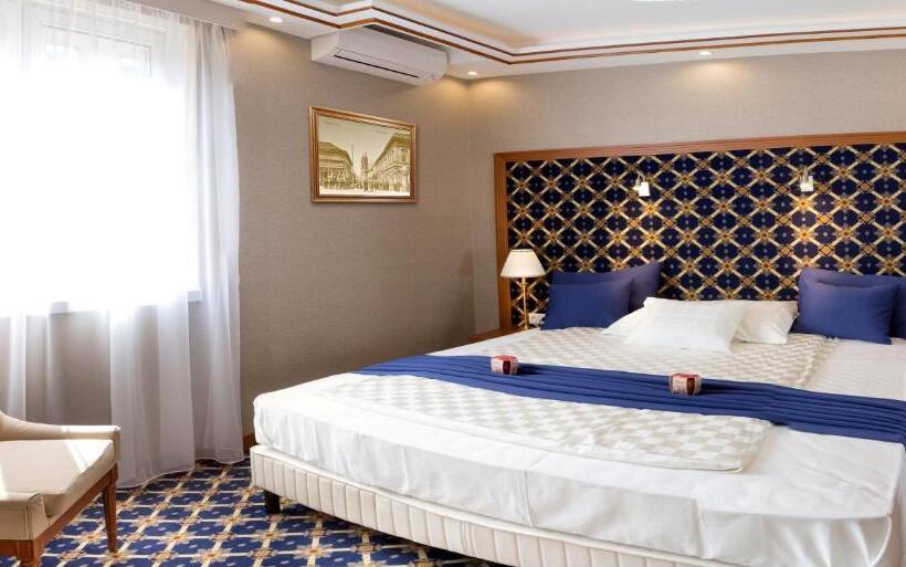 スーペリアールーム, Central