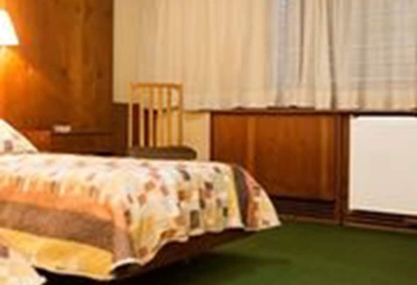 标准三人间, Del Jardín