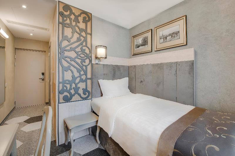 اتاق استاندارد یک نفره, Metropole Hotel By Semarah