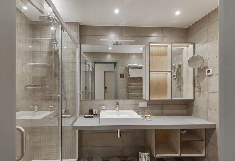 اتاق استاندارد, Metropole Hotel By Semarah