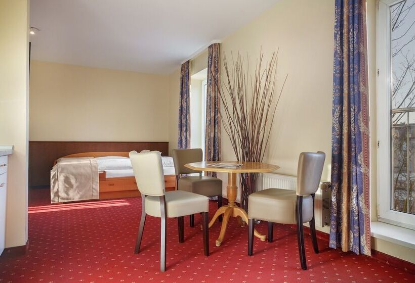 家庭间, Hagemann Hamburg Hafen