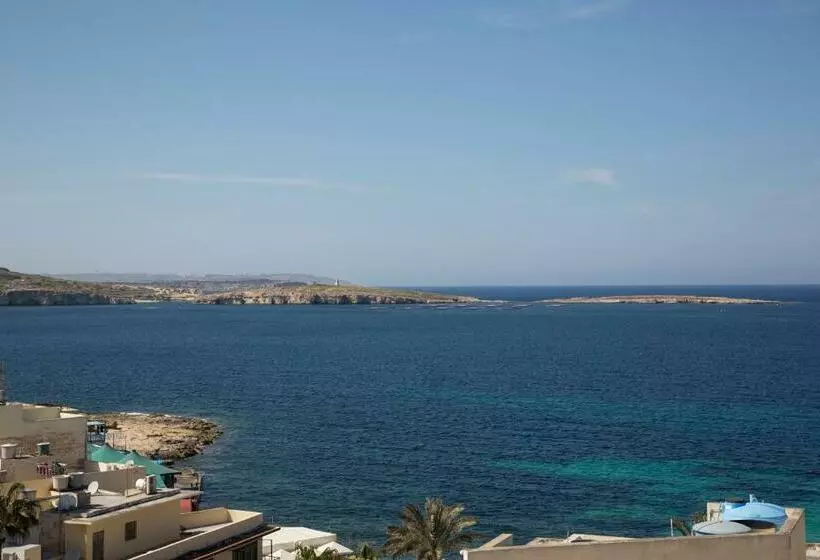 اتاق استاندارد با چشم‌انداز دریا, Relax Inn
