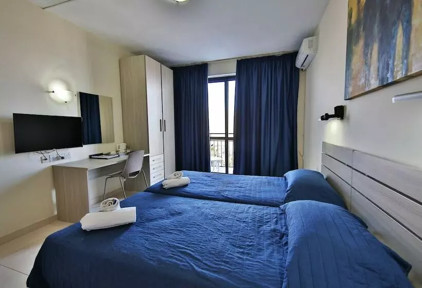 اتاق اکونومی, Relax Inn