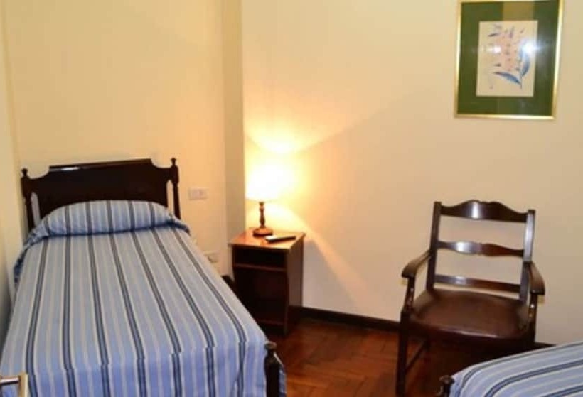 اتاق اجرایی, Salta