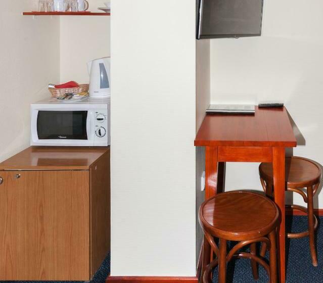 اتاق سوپریور, Tauras Center