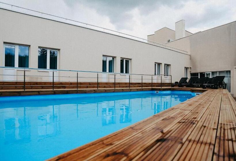 اتاق استاندارد, Vesiroos