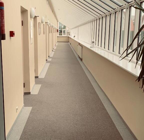 اتاق استاندارد, Vesiroos