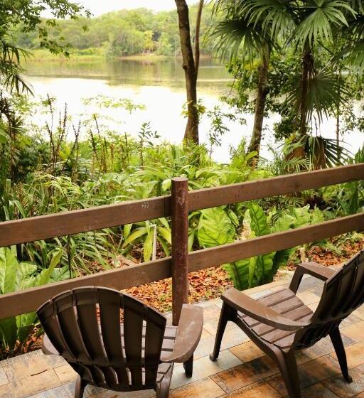 بانگلوی سوپریور, Villa Maya