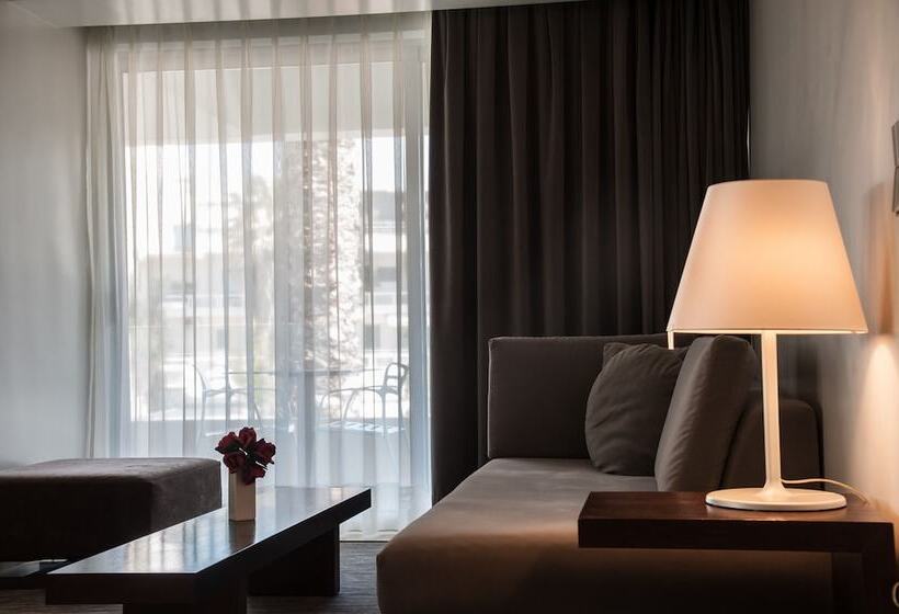 جناح جونيور, Brasil Suites Boutique