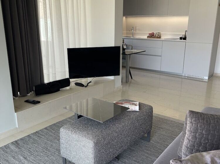 جناح جونيور, Brasil Suites Boutique