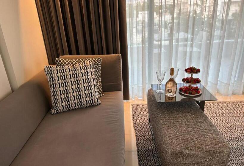 جناح, Brasil Suites Boutique