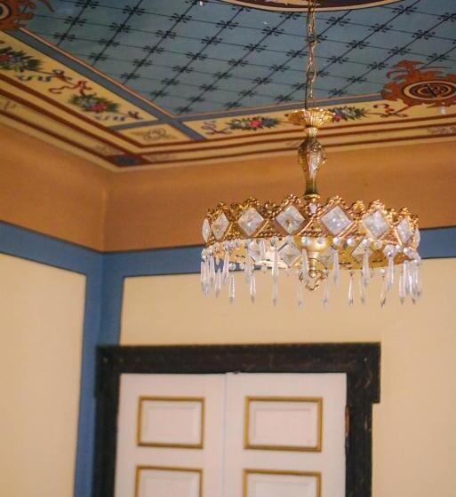 جناح جونيور, Aeginitikon Arhontikon