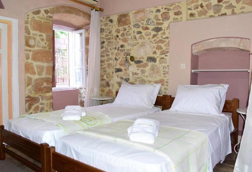 غرفة قياسية, Aeginitikon Arhontikon