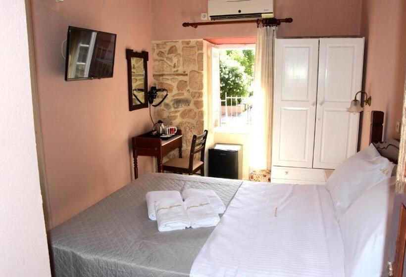 غرفة قياسية, Aeginitikon Arhontikon