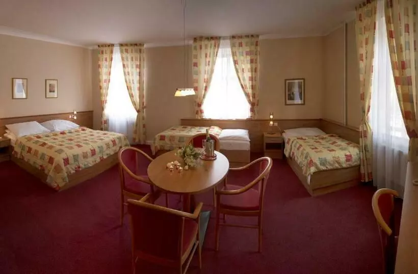 Suite Comfort, česká Koruna