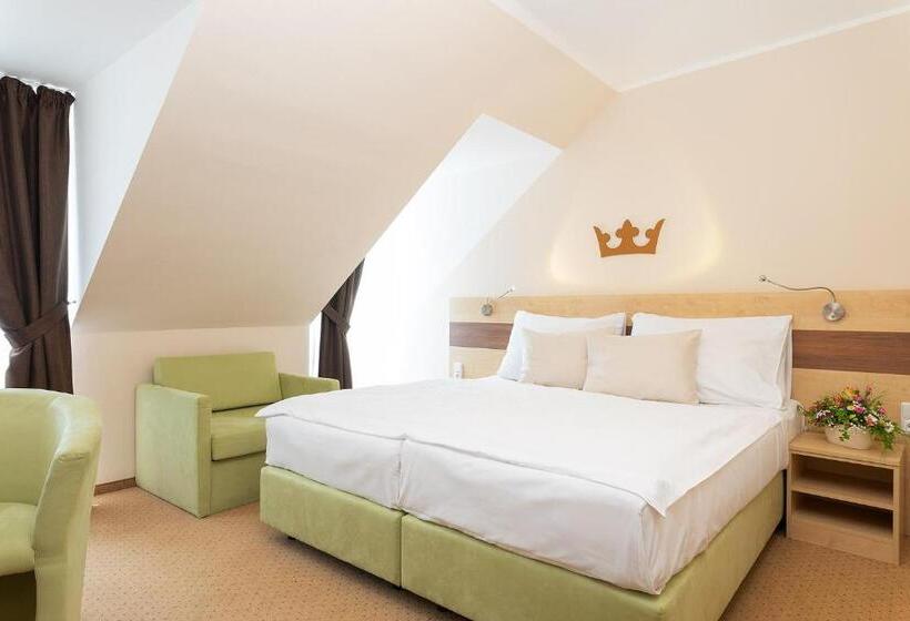 标准间, česká Koruna