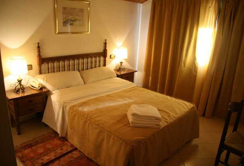 اتاق استاندارد سه نفره, Gaspà