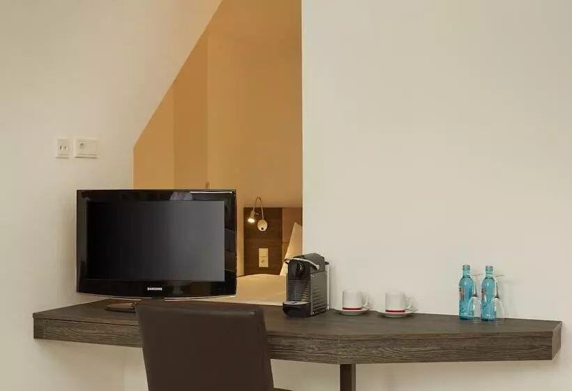 اتاق راحتی یک تخته, H+ Hotel Nürnberg