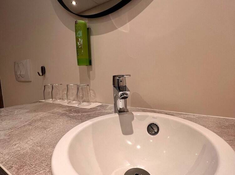 اتاق استاندارد, Jokull